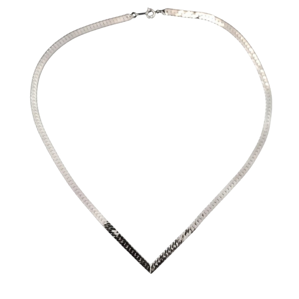 Lustrous 1970s Vintage Herringbone Avon 19" Necklace with Spring Ring Clasp